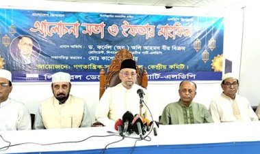 সরকার ব্যস্ত ক্ষমতা ধরে রাখতে: কর্নেল অলি