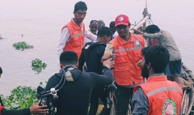 মেঘনায় ট্রলারডুবির ঘটনায় আরও ৪ জনের মরদেহ উদ্ধার