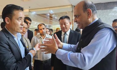 বাংলাদেশের চিকিৎসা সেবা কাজের ভূয়সী প্রশংসা করলেন ভুটানের রাজা