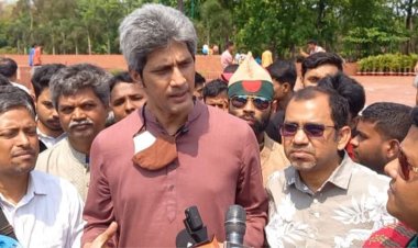 দেশের সার্বভৌমত্ব এখন হুমকির মুখে: জুনায়েদ সাকি