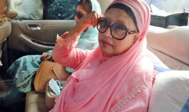 খালেদা জিয়ার সাজা স্থগিতের মেয়াদ বাড়িয়ে প্রজ্ঞাপন