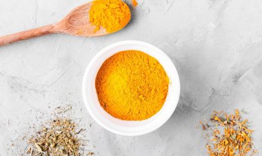 ওজন কমাতে হলুদ যেভাবে খাবেন