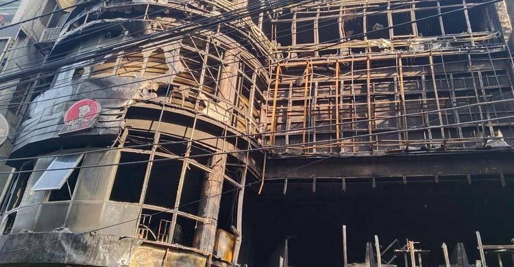 বেইলি রোডে আগুন লাগা ভবনের ম্যানেজার আটক