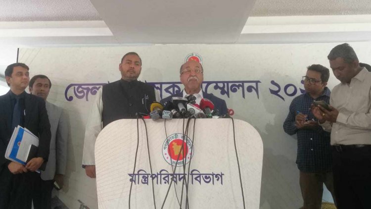 আপেল-আঙ্গুরের পরিবর্তে বরই দিয়ে ইফতার করতে বললেন শিল্পমন্ত্রী