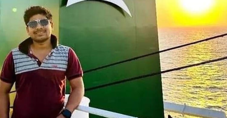 জিম্মি ২৩ নাবিক: আইনুল ও শাকিলকে জীবিত ফিরে পেতে পরিবারের আকুতি