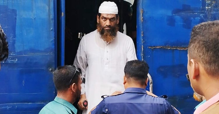 ধর্ষণ মামলায় শেষ সাক্ষ্যর জন্য নারায়ণগঞ্জ আদালতে মামুনুল হক