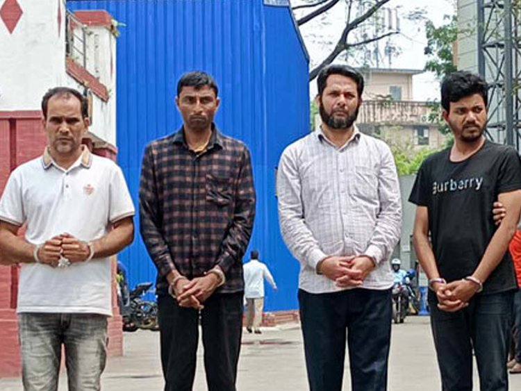 ভুয়া নিয়োগপত্র দিয়ে কোটি কোটি টাকা আত্মসাৎ চাকরিপ্রত্যাশীদের