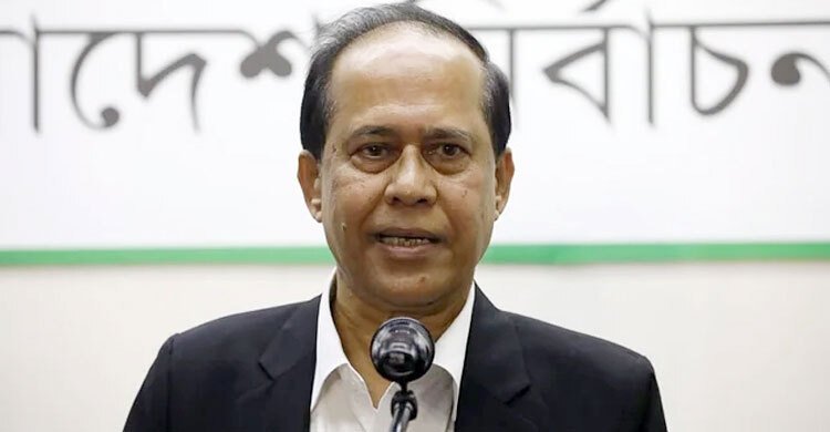 এবার নির্বাচন দেখতে দক্ষিণ কোরিয়া যাচ্ছেন সিইসি