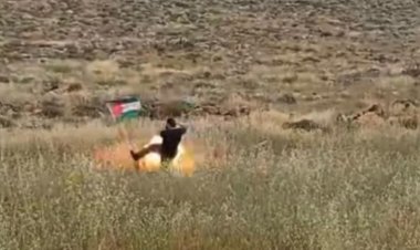 ফিলিস্তিনের পতাকায় লাথি মারার সঙ্গে সঙ্গে বিস্ফোরণ, ইসরাইলি আহত