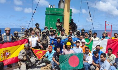  দুবাইয়ে ফিরে ফুরফুরে মেজাজে এমভি আবদুল্লাহর ২৩ নাবিক