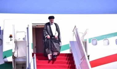  ৩ দিনের সফরে পাকিস্তান পৌঁছালেন ইরানের প্রেসিডেন্ট