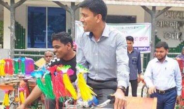 ইউএনও যখন ভ্যানচালক