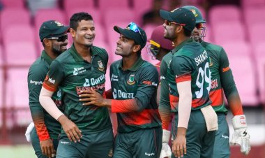 শেষ ওভারের রোমাঞ্চে বাংলাদেশের কষ্টার্জিত জয়