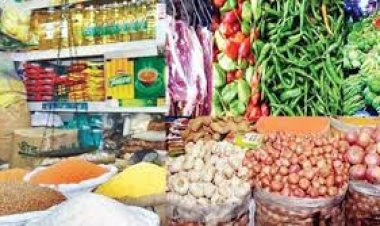 নিত্যপণ্যের বাজারে হ য ব র ল!