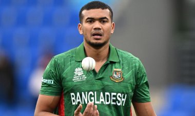 দুপুরে বিশ্বকাপের দল ঘোষণা, থাকছেন তাসকিন