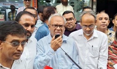  বাংলাদেশ ব্যাংকের থলের বিড়াল বের হতে শুরু করছে: রিজভী