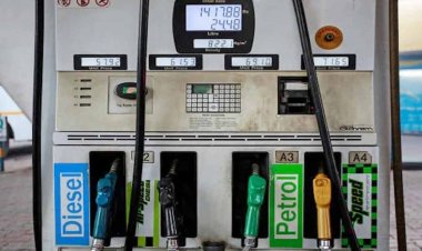 এক ধাক্কায় পেট্রোল-ডিজেলের দাম অনেকখানি কমাল পাকিস্তান