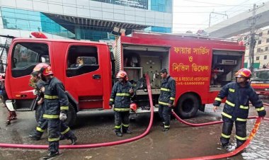  কারওয়ান বাজারের আগুন