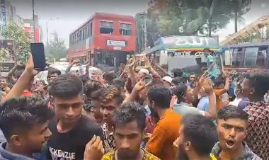 লাঠিসোটা হাতে সড়কে অটোরিকশাচালকরা, যান চলাচল বন্ধ, পুলিশ মোতায়েন