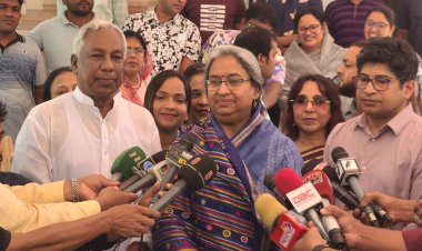 ভুল রাজনীতি বেছে নিলে দেশ পিছিয়ে যায় : দীপু মনি