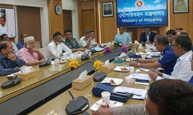 নৌপথে গোয়েন্দা নজরদারি বাড়ানোর নির্দেশ প্রতিমন্ত্রীর