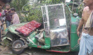 চট্টগ্রামে বাস-সিএনজি সংঘর্ষ, ২ জনের মৃত্যু