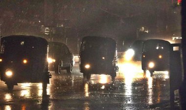 নিম্নচাপের প্রভাবে রাজধানীতে বৃষ্টি