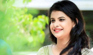 ‘সোশ্যাল অ্যাংজাইটি’তে শবনম ফারিয়া