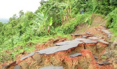  ঘূর্ণিঝড় রিমাল: অতি ভারী বৃষ্টিতে ভূমিধসের শঙ্কা