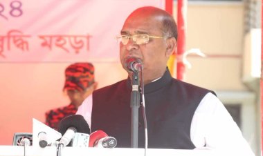 উপকূলবাসীর উদ্দেশ্যে দুর্যোগ প্রতিমন্ত্রী দেরি না করে দ্রুত নিরাপদ আশ্রয়ে যান