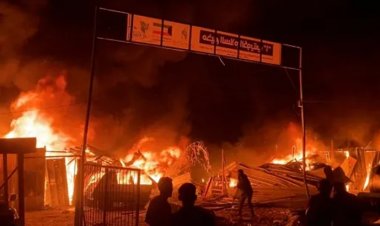 শরণার্থী শিবিরে হামলা, জীবন্ত পুড়ে মরল অসহায় ফিলিস্তিনিরা