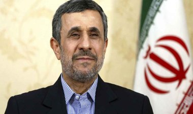 প্রেসিডেন্ট প্রার্থী হওয়ার ঘোষণা দিলেন আহমাদিনেজাদ