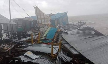 ঘূর্ণিঝড় রেমালের তাণ্ডবে ৭ জেলায় ১৬ জনের প্রাণহানি