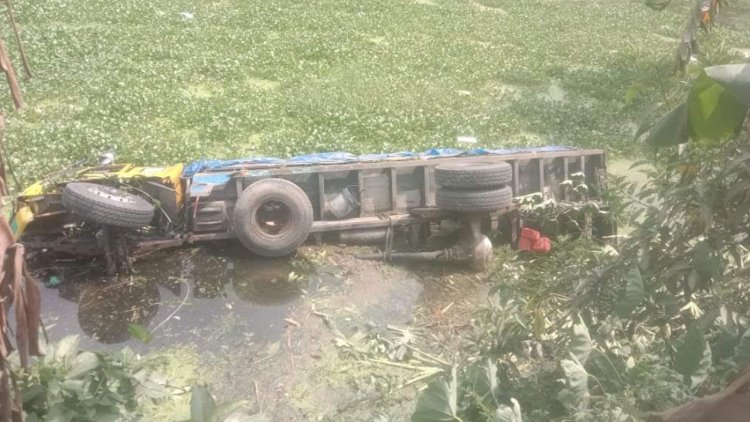 চার জেলার সড়কে ঝরলো ১০ প্রাণ