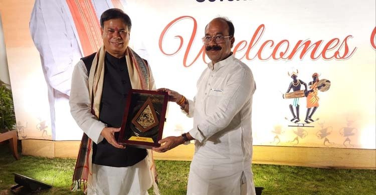 বাংলাদেশে ভোটের অধিকার প্রতিষ্ঠা করেছেন শেখ হাসিনা: ভারতে মুখ্যমন্ত্রীকে সেলিম মাহমুদ