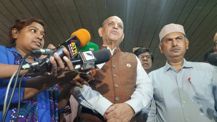 স্বাস্থ্যমন্ত্রীর নির্দেশ অ্যাস্ট্রাজেনেকার টিকায় পার্শ্বপ্রতিক্রিয়া ছিল কি না দেখতে হবে