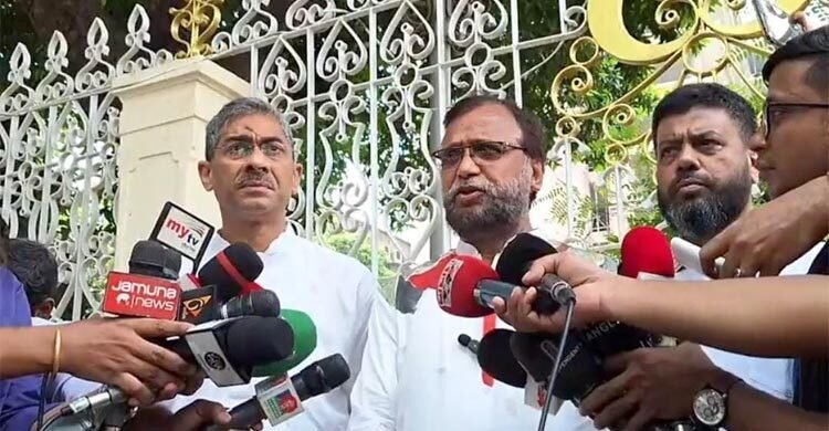 ১০ মে সমাবেশ ডিএমপি কমিশনারের সঙ্গে বিএনপি নেতাদের বৈঠক