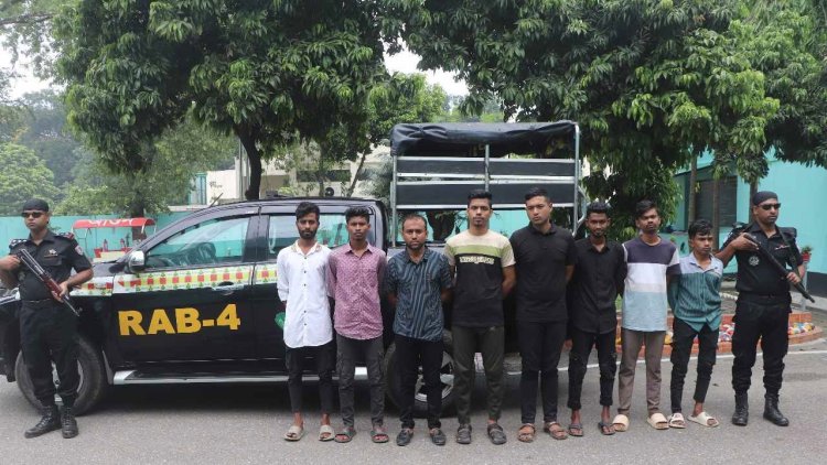 কিশোর গ্যাং ‘আলামিন গ্রুপে’র লিডারসহ গ্রেপ্তার ৮