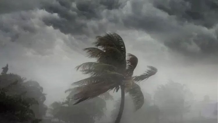 বঙ্গোপসাগরে তৈরি হতে পারে ঘূর্ণিঝড়, আঘাত হানতে পারে বাংলাদেশে