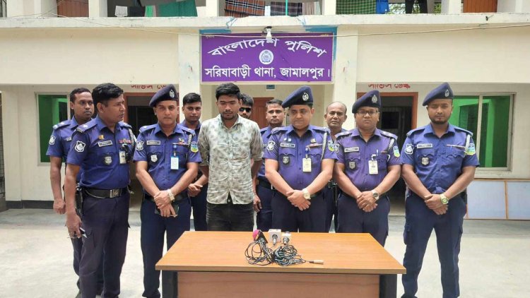 কার্যালয়ে ঢুকে ইউপি সদস্যকে মারধর, যুবলীগ নেতা গ্রেপ্তার