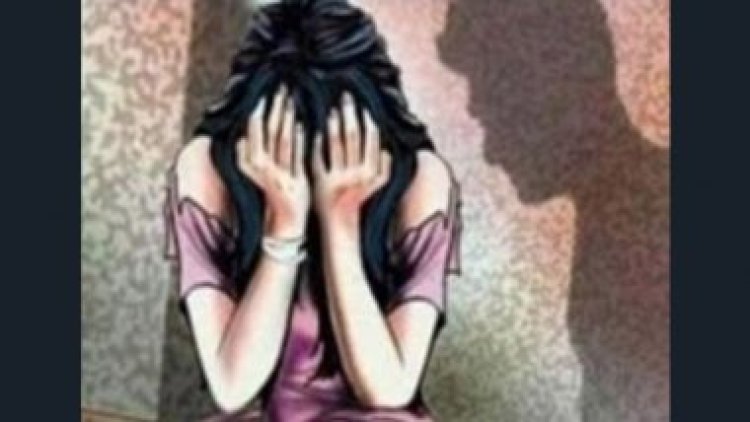 ৩ বছরের প্রেম, মধ্যরাতে বাড়িতে নিয়ে তরুণীকে ধর্ষণ