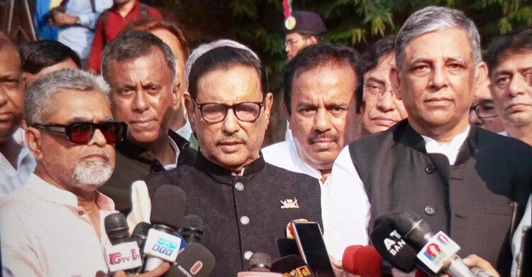 কবি নজরুলের সমাধিতে আওয়ামী লীগের শ্রদ্ধা