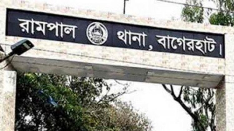 মায়ের সঙ্গে প্রাইভেটে যাওয়ার পথে পিকআপের ধাক্কায় স্কুলছাত্রী নিহত