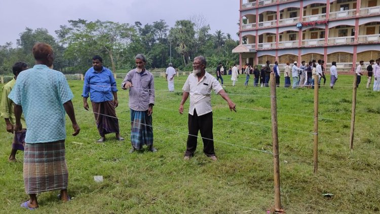 ফেনীতে জাল ভোট দিতে গিয়ে সহকারী প্রিসাইডিং কর্মকর্তাসহ আটক ১০