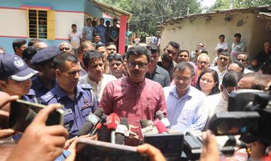 দেশকে টেনে ধরতে রাষ্ট্রবিরোধীরা ষড়যন্ত্র করছে : নৌপ্রতিমন্ত্রী