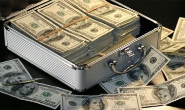 আড়াই লাখ কোটি টাকা ঋণ নেবে সরকার