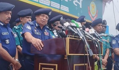 জঙ্গি-সন্ত্রাসীদের থেকে একধাপ এগিয়ে পুলিশ : আইজিপি