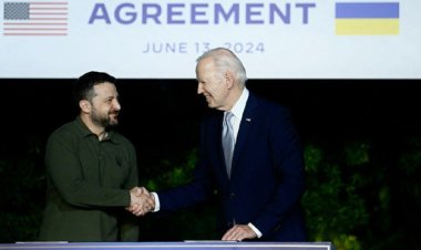 ইউক্রেনের সঙ্গে ১০ বছরের নিরাপত্তা চুক্তি স্বাক্ষর যুক্তরাষ্ট্রের