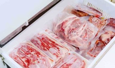 ভারত ফ্রিজে গরুর মাংস পাওয়ায় গুঁড়িয়ে দেওয়া হলো ১১ জনের বাড়ি