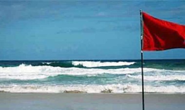  সমুদ্রবন্দরে ৩ নম্বর সতর্ক সংকেত